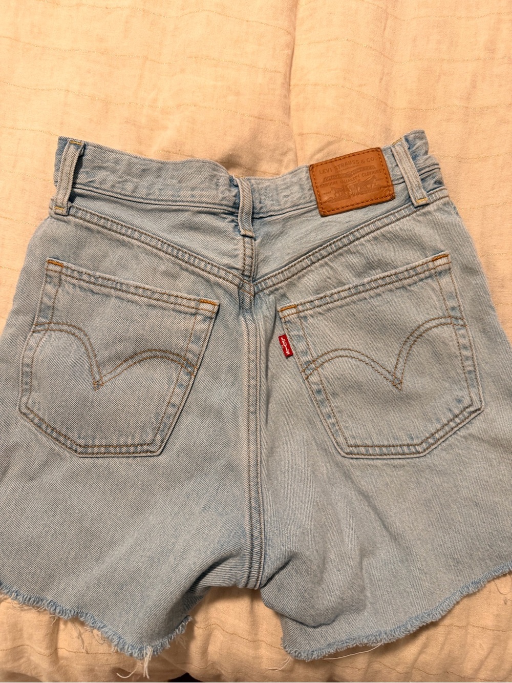 Levi's woman Light Blue Denim Shorts